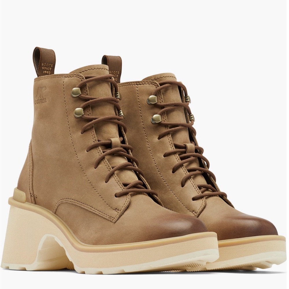 Sorel Women's Brown Lace-Up Boots